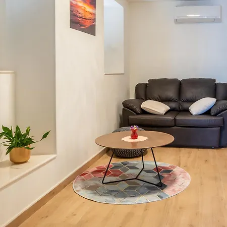 Marine Rhapsody Apartman *